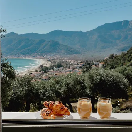 アパート Ocean Breeze クリッシ・アモウディア