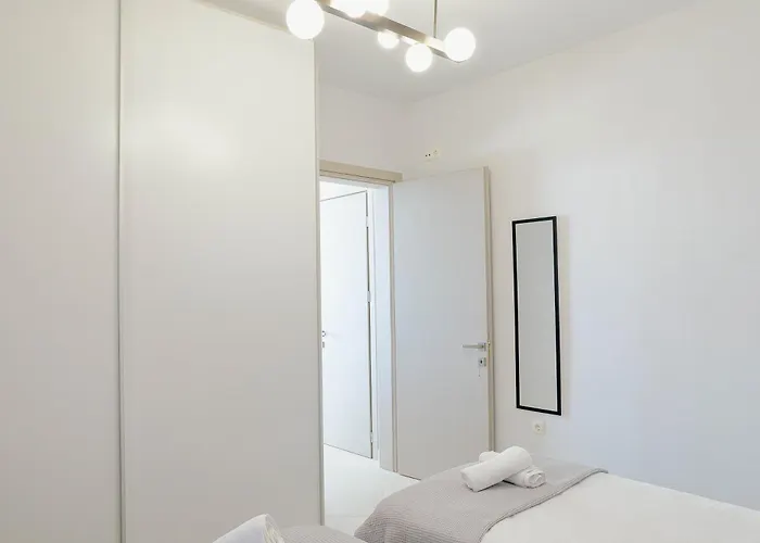 Ocean Breeze Апартаменты
